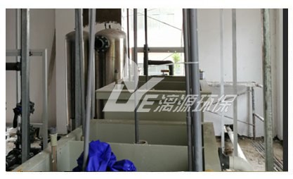 在工業(yè)污水處理中反應(yīng)箱的安裝